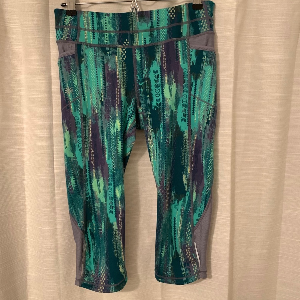 Athleta Capri Workout Pants